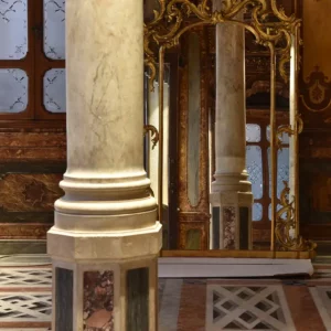 restauro-palazzo-torres-venezia-legno-lapideo-colonna-dopo-05