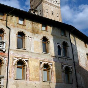 Pordenone Palazzo Ricchieri facciata affreschi ante restauro