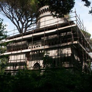Genova Parco Pallavicini Castello del Capitano ante restauro