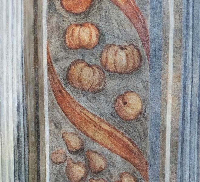 Polcenigo santuario santissima trinità affreschi porte laterali dettaglio