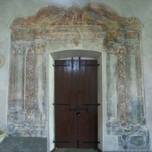 Polcenigo santuario santissima trinità affreschi porte laterali prima