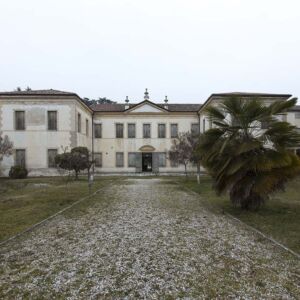 Montebelluna Villa Correr Pisani intonaci retro prima 01