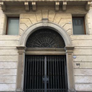Padova-Palazzo-Foscarini-facciata-via-Eremitani-porta-ante-restauro